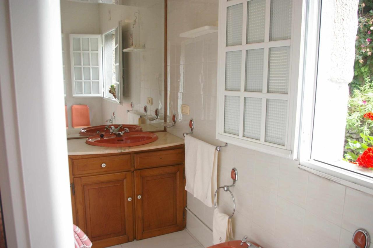Vivienda Tradicional Con Jardin Y Patio Interior Villa Villanueva De Arosa Ngoại thất bức ảnh